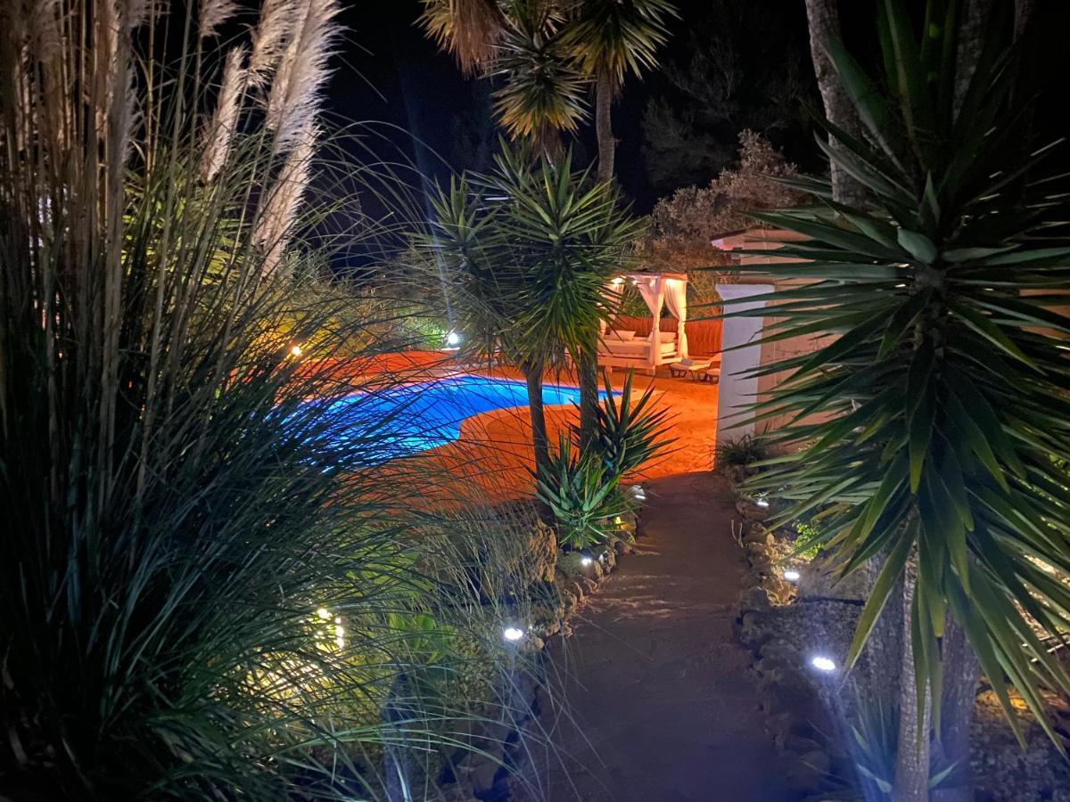 Villa Mercedes Cala Llonga  Exterior photo